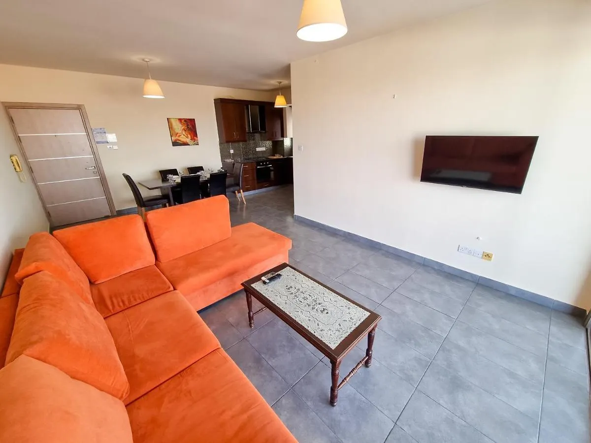 لارنكا Pink Panther Apartment قبرص