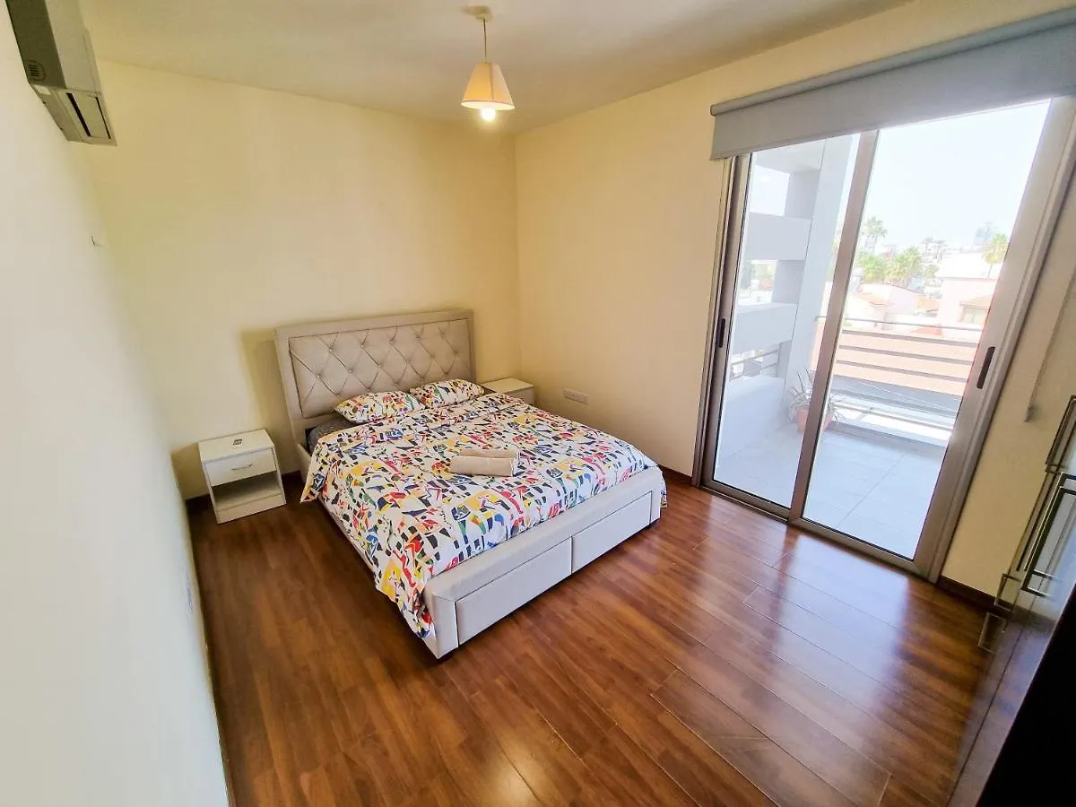 لارنكا Pink Panther Apartment